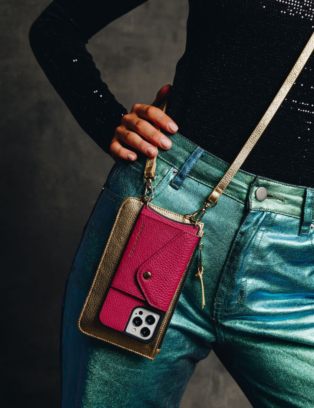Hestia Crossbody iPhone Combo - Fuchsia on Gold - Crossbody Combo- My Armadura