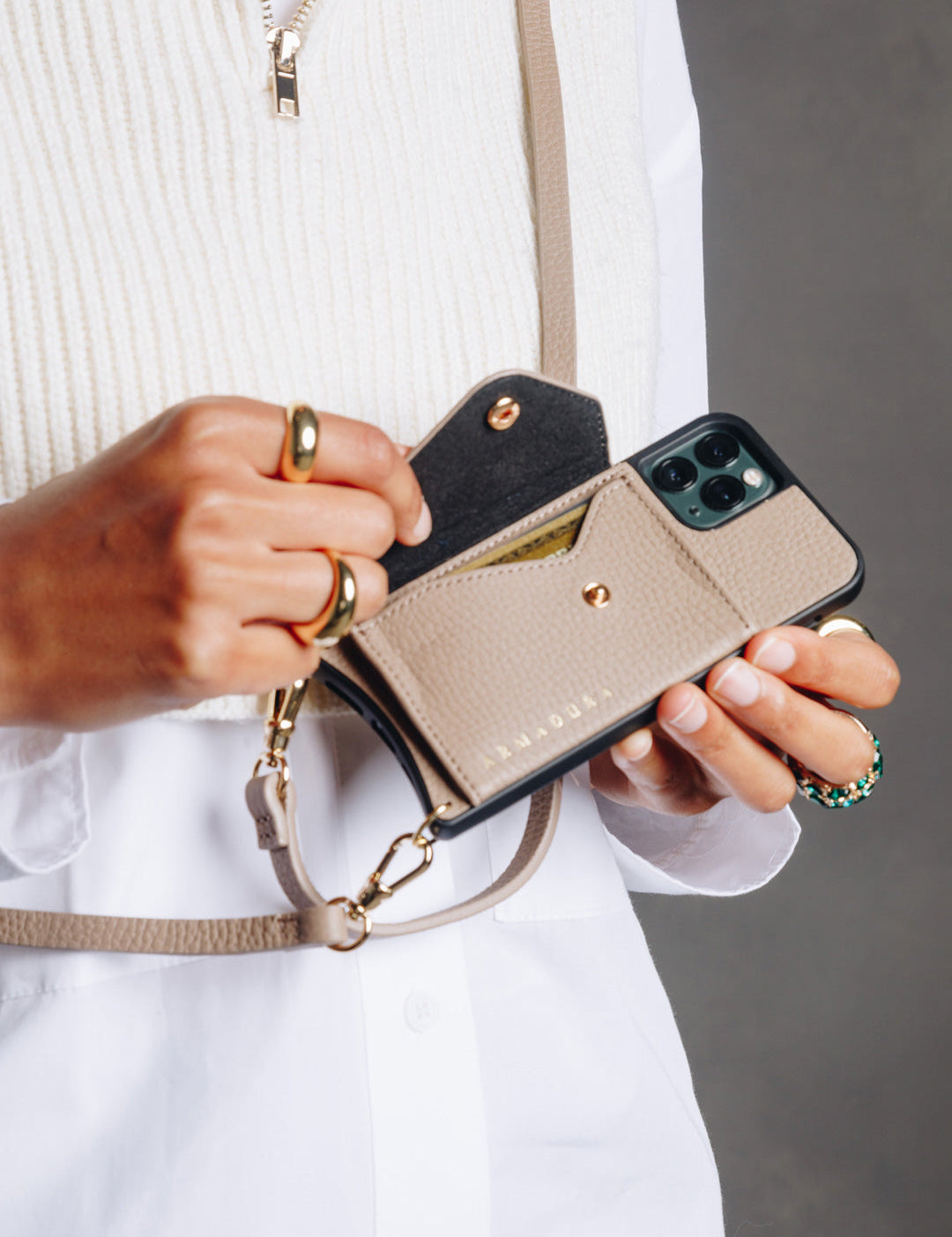 Hestia Crossbody iPhone Set - Taupe - Crossbody Set- My Armadura